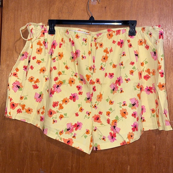 •WILD FABLE•NWT YELLOW FLORAL SKORT SIZE 3X - Picture 3 of 11